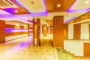 Fabhotel Sahar Garden