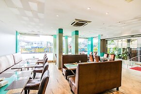 Fabhotel Sahar Garden