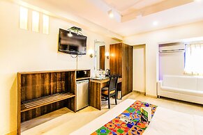 Fabhotel Sahar Garden