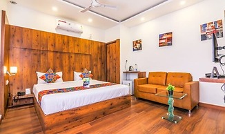 Fabhotel Vista Suites