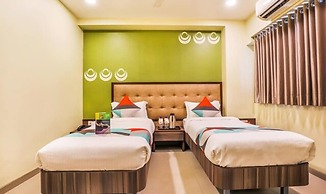 Fabhotel Landmark Residency