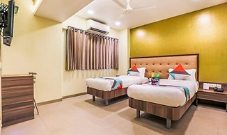 Fabhotel Landmark Residency