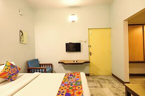 FabHotel Santhi Inn