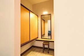 FabHotel Santhi Inn