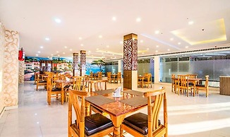 Fabhotel Elysian Grand