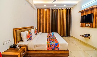 Fabhotel Kiara