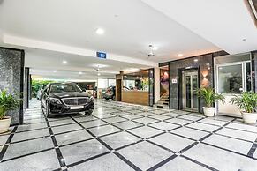 Fabhotel Rr Grand