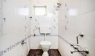 Fabhotel Aditya Yatri Nivas