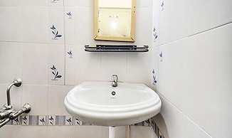 Fabhotel Aditya Yatri Nivas