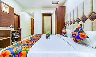 FabHotel Nayyar Inn