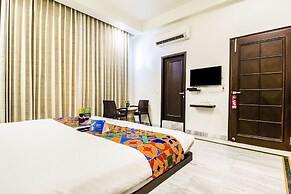 Fabhotel Jaipur Villa