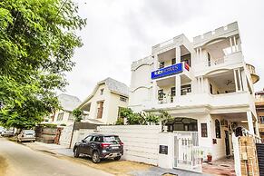 Fabhotel Jaipur Villa