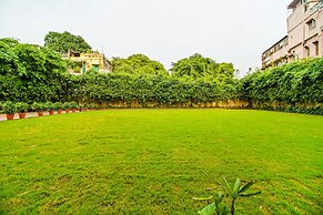 FabHotel Prime President