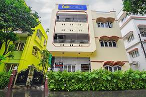 FabHotel Astoria House