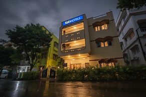 FabHotel Astoria House