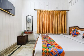 Fabexpress Astoria House