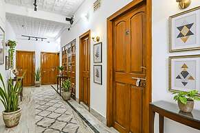 FabHotel Astoria House