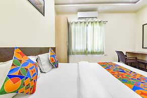 Fabhotel Vardan Villa