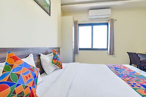 Fabhotel Vardan Villa