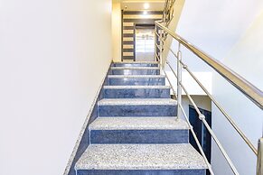 Fabhotel Vardan Villa