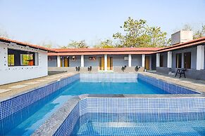 FabEscape Kautilyaa Resort With Swimming Pool