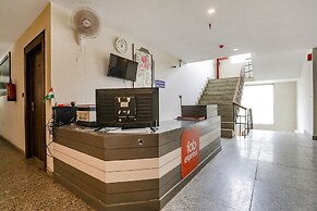 Fabhotel F9 Sector 58