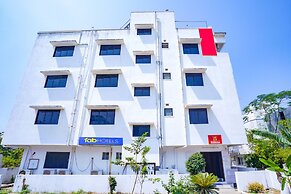 FabExpress Nimalan Residency