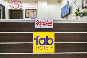 Fabexpress Golden Villa