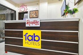 Fabexpress Golden Villa