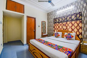 Fabexpress Heritage Inn