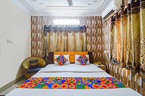 Fabexpress Heritage Inn