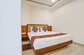 Fabhotel Royal Inn I