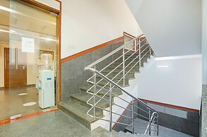 Fabhotel Royal Inn I