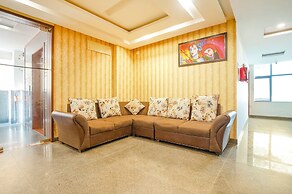 Fabhotel Royal Inn I