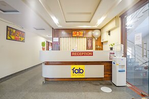 Fabhotel Royal Inn I