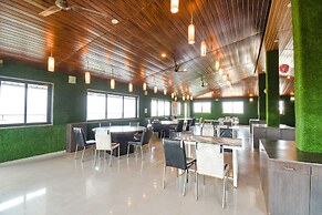 Fabhotel Bright Holidays