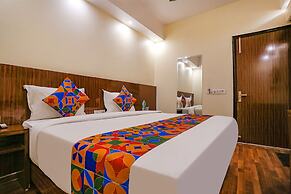 Fabexpress Kapashera Residency