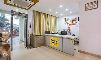 FabExpress Taj Home Stay