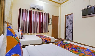 Fabhotel Shivam Palace