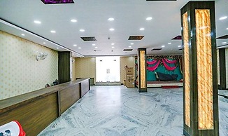 Fabhotel Shivam Palace