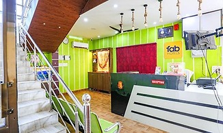 Fabhotel Shivam Palace