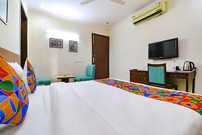 FabHotel Tipssy Inn 020