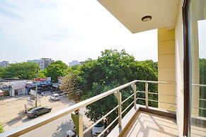 FabHotel Tipssy Inn 020