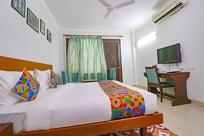 FabHotel Tipssy Inn 020