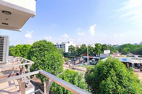 FabHotel Tipssy Inn 020