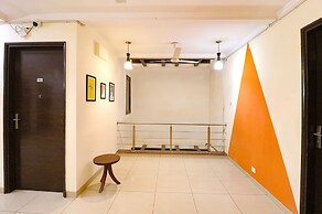 FabHotel Tipssy Inn 020