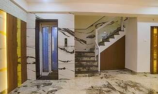 Fabhotel Elite Residency