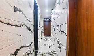 Fabhotel Elite Residency