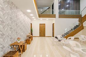 FabHotel Sky Lark Farm