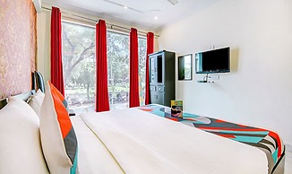 FabExpress Alacia Inn